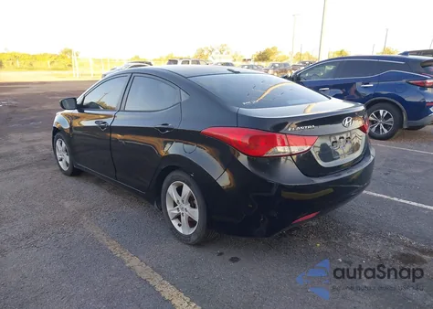2013 Hyundai Elantra Gls z USA, uszkodzony, nr VIN KMHDH4AE9DU606788
